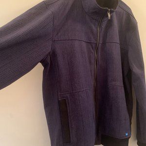 MEC mens size size xl, purple black design, like new, wind/rain resistant. soft